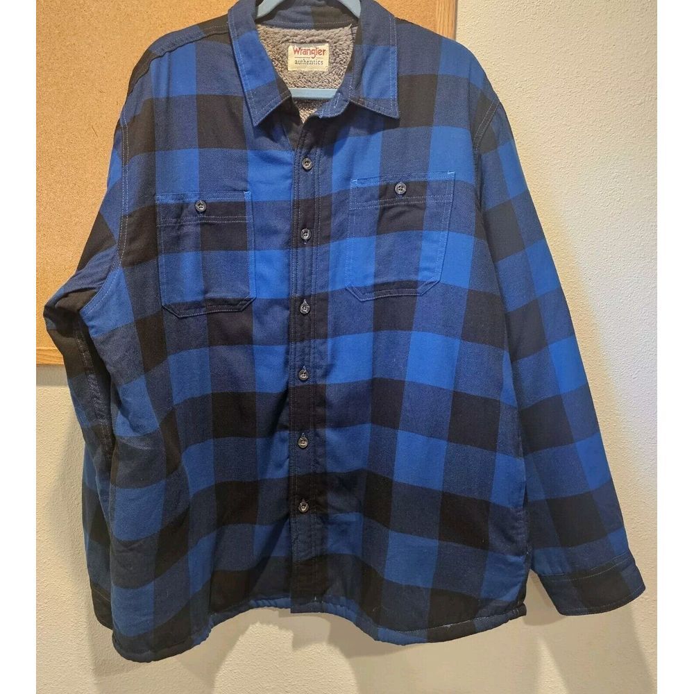 Wrangler Mens XL Blue/Black Buffalo Plaid Plush Lined‎ Button Down Flannel